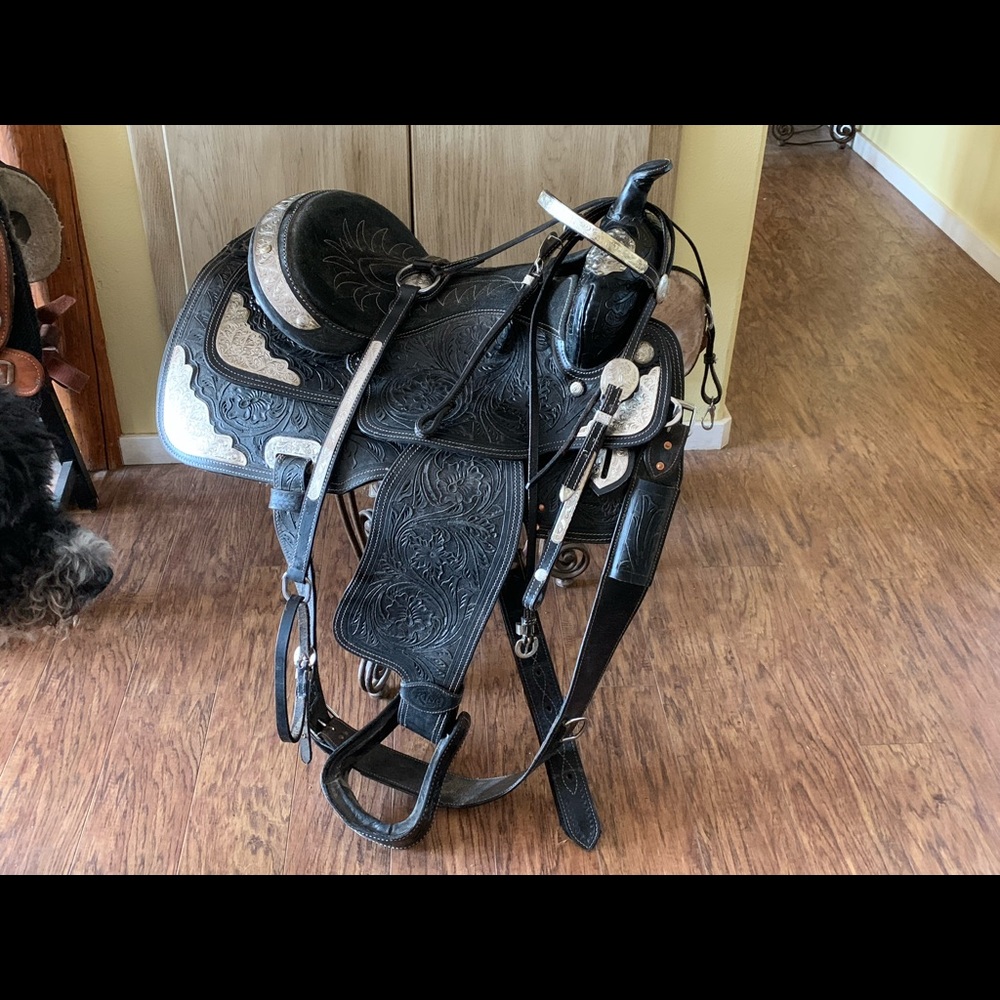 KING black /silver Saddle
